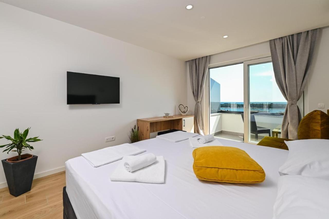 Boutique Hotel Ivy'Z 诺瓦利娅 外观 照片