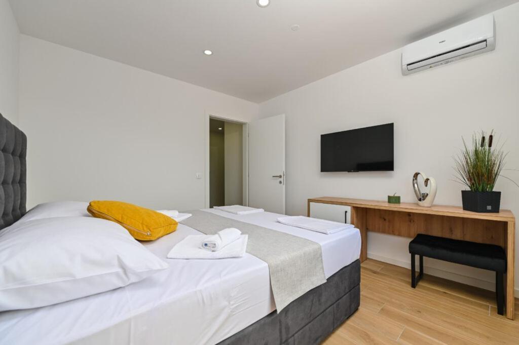 Boutique Hotel Ivy'Z 诺瓦利娅 外观 照片