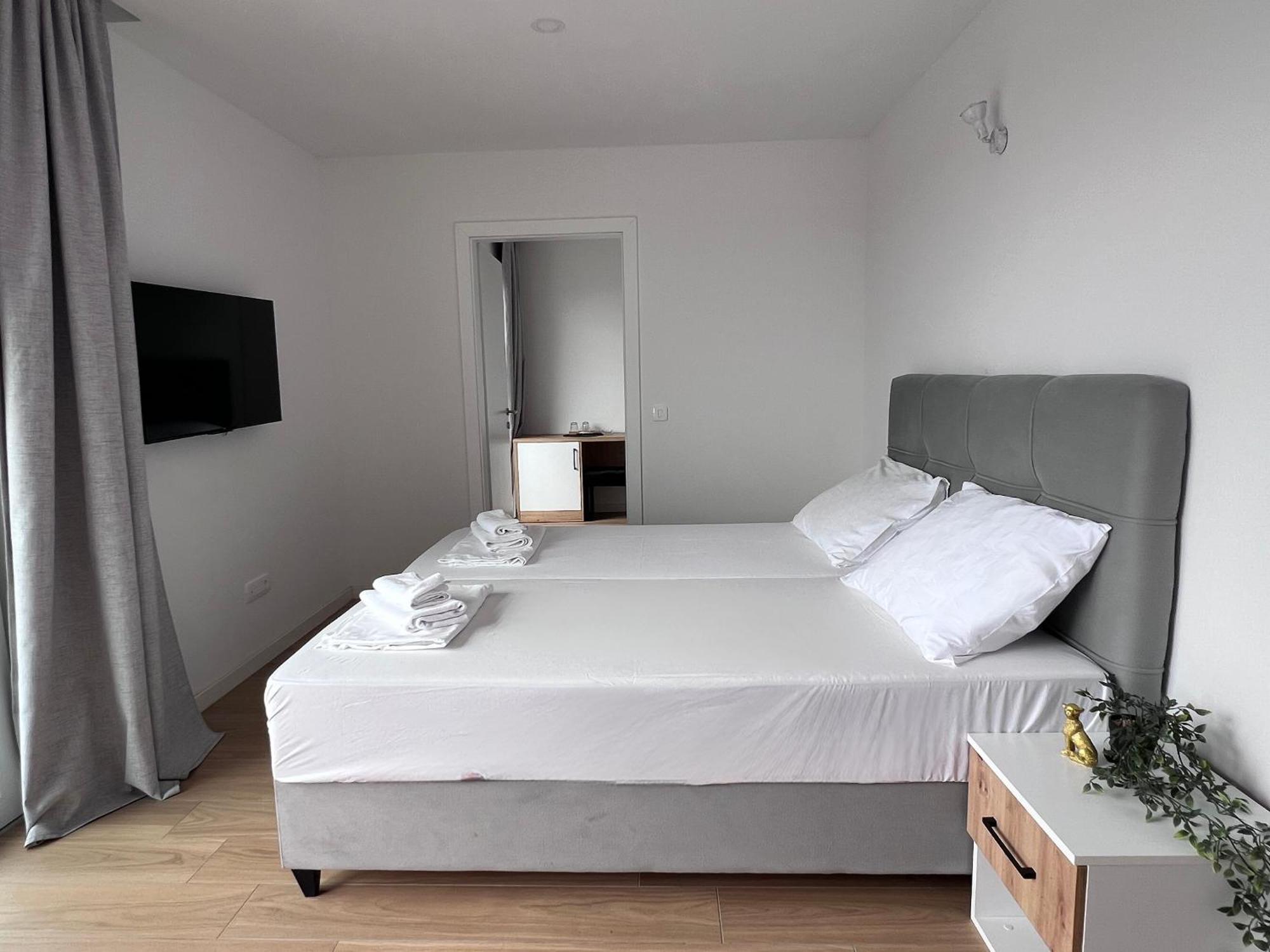 Boutique Hotel Ivy'Z 诺瓦利娅 外观 照片