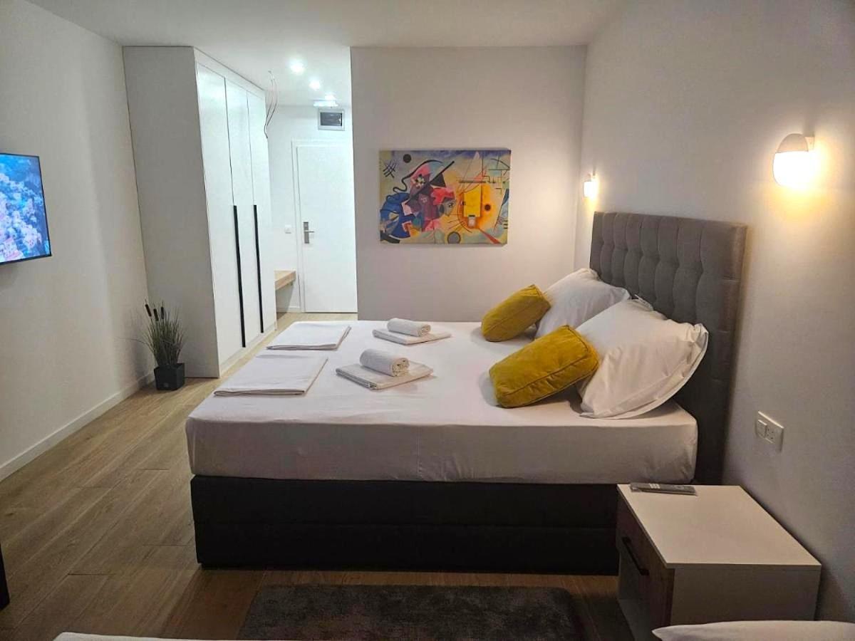 Boutique Hotel Ivy'Z 诺瓦利娅 外观 照片